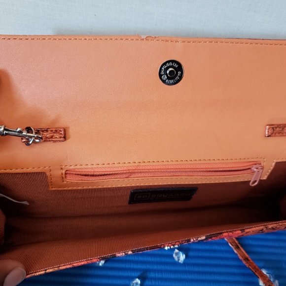 Bag - Picture 5 of 7